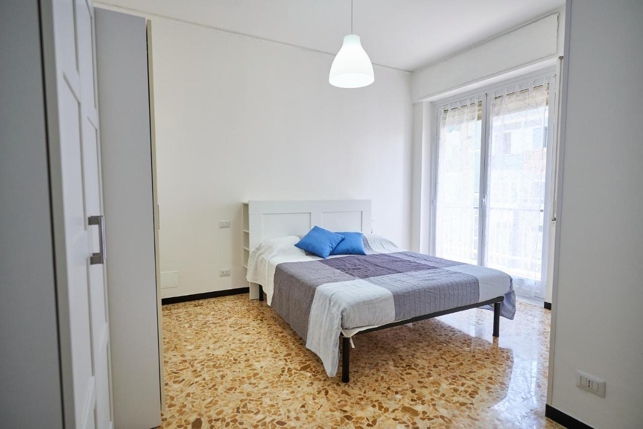 Joy Guest House Савона Екстериор снимка